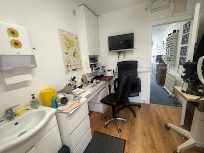 89A Sandymount Road, Dublin, Retail To Let - PHOTO-2026-05-11-08-59-58 (6).jpg