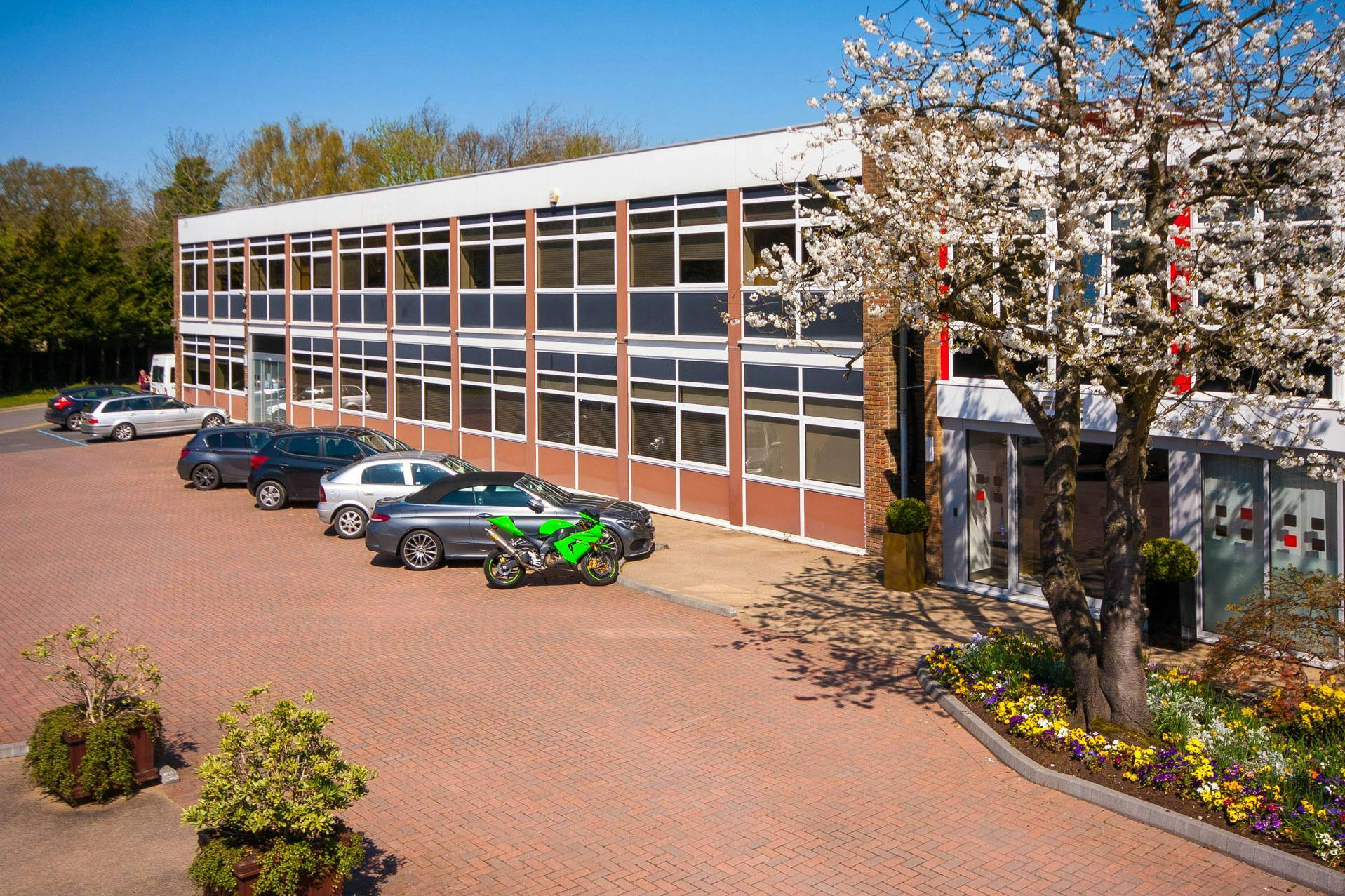 Lansbury Business Estate, 102 Lower Guildford Road, Woking, Offices To Let - LBE-unit-17-12-1920.jpg