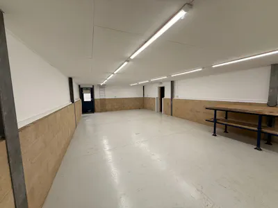 Clearfields Farm, Aylesbury, Industrial / Industrial / Storage / Industrial / Warehouse / Workshops To Let - IMG-20260515-WA0006.jpg
