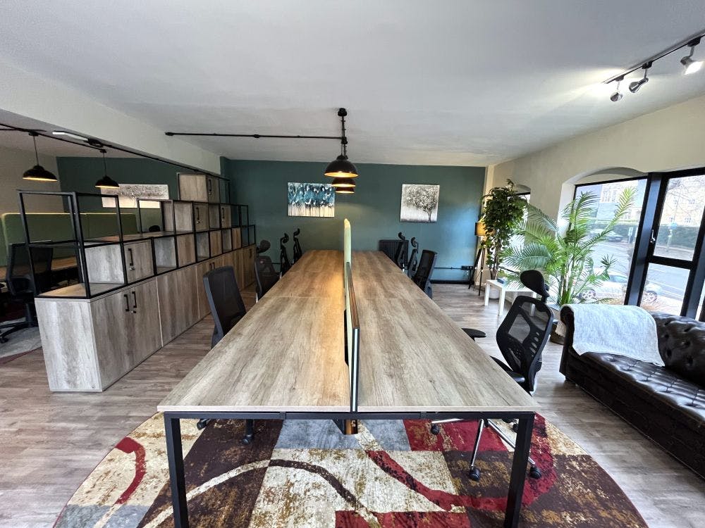 1st Floor 18-19 South Bar Street, Banbury, Office To Let - image00080.jpg