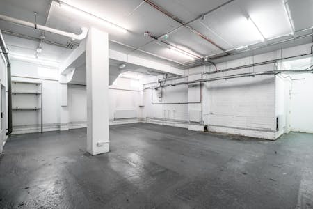 Ground floor & Basement, 70-72 Old Street, London, Industrial/Logistics / Leisure / Office / Retail To Let - Old St 70-72 - 15.jpg