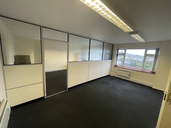 8B Brett Drive, Bexhill-on-Sea, Industrial For Sale - IMG_3960.JPEG