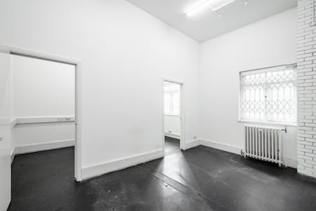 Ground floor & Basement, 70-72 Old Street, London, Industrial/Logistics / Leisure / Office / Retail To Let - Old St 70-72 - 14.jpg