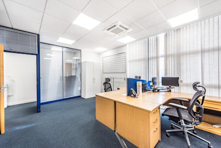 Unit 10, London, Office To Let / For Sale - 691664 3.jpg