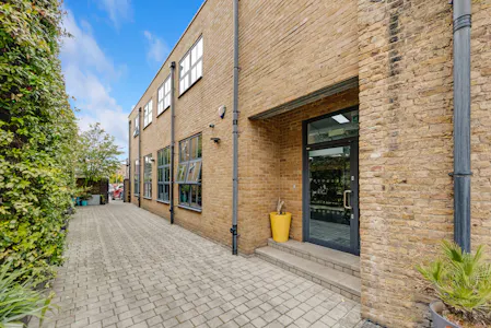 Studio 3, The Courtyard, Willesden, Office To Let - 54562 Hi res (15).jpg