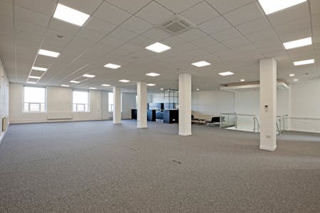 Offices at Holly Park Mills, Woodhall Lane, Calverley, Leeds, Office To Let - IMG_5546.jpg
