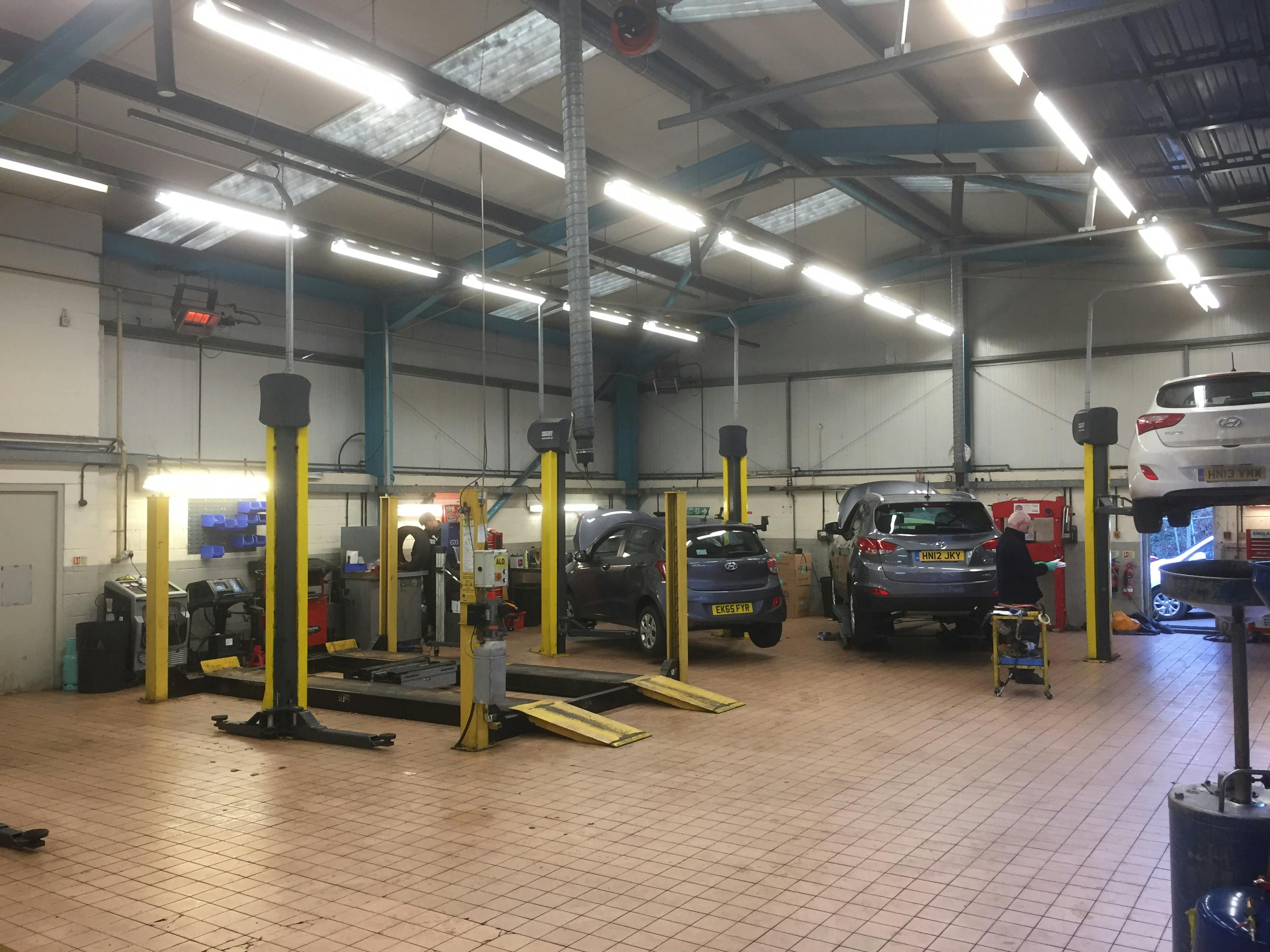 Industrial Unit in Southampton - photo 4