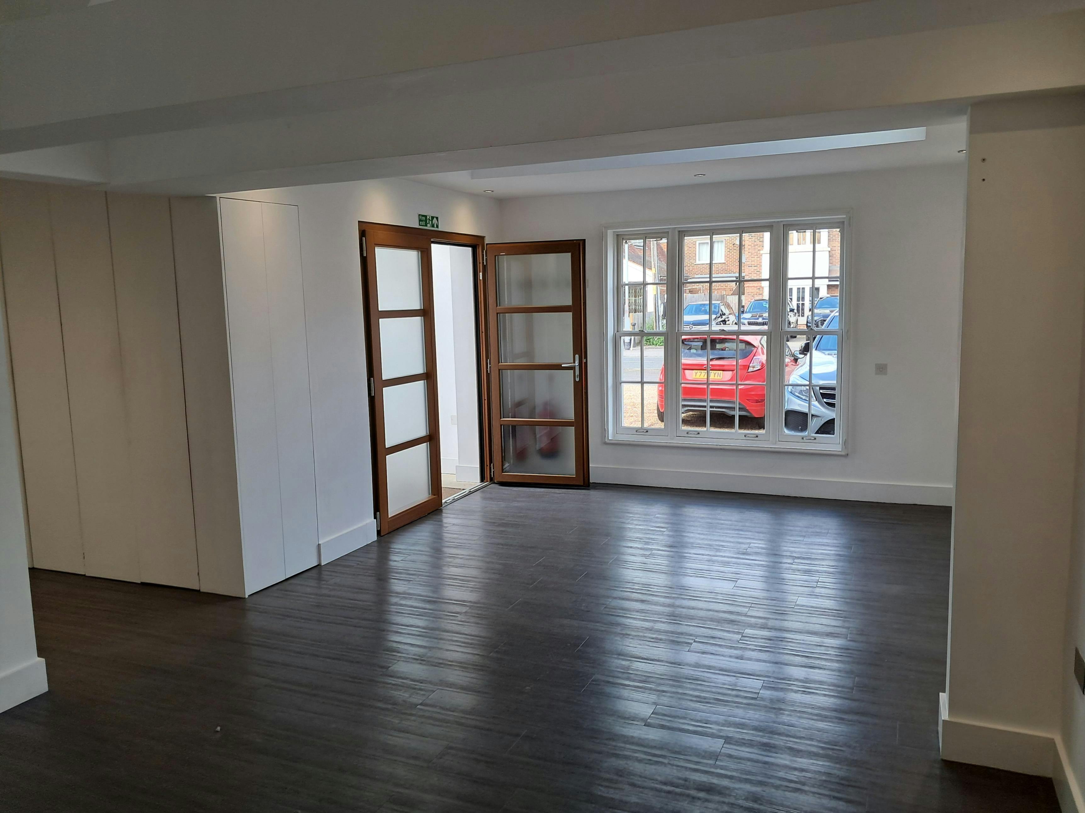 1 Haverleigh House, Ascot, Retail To Let - proWOMCrLx4.jpeg