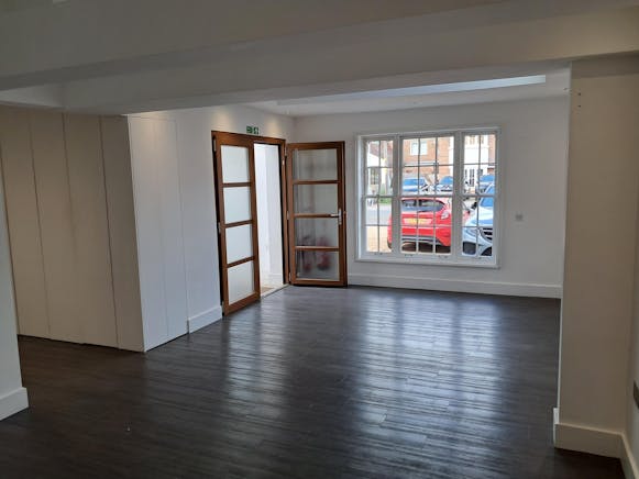 1 Haverleigh House, Ascot, Retail To Let - proWOMCrLx4.jpeg