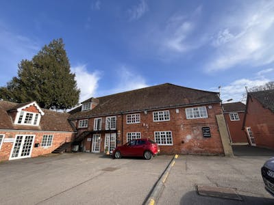 The River Wing & Tower House, Chesham, Office To Let - IMG_3169.JPEG