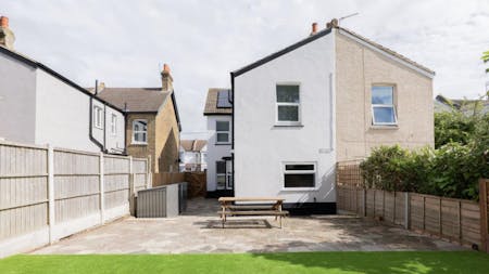 Honiton Road, Southend-on-Sea, Flatlets / HMOs / Residential House To Let - 14393_34300176_IMG_03_0001.png