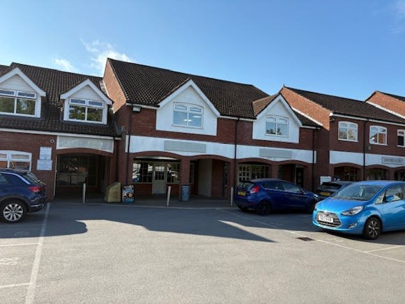 Units 5, 6 & 7 Oakmede Place, Binfield, Retail To Let - Oakmede Retail Units External.jpg