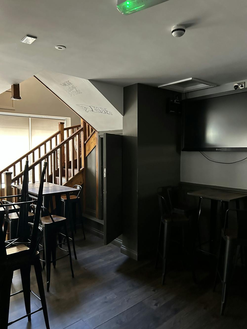 9 Shoplatch, Shrewsbury, Pub / Bar / Club / Retail / High Street Retail To Let - IMG_9946.jpg