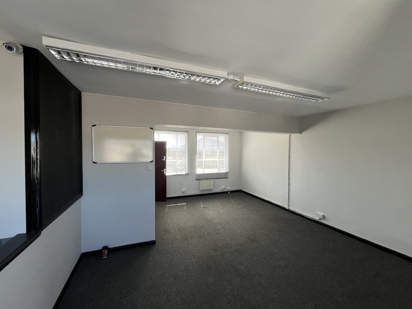 11 Trafford Road, Reading, Industrial / Warehouse To Let - First Floor Office