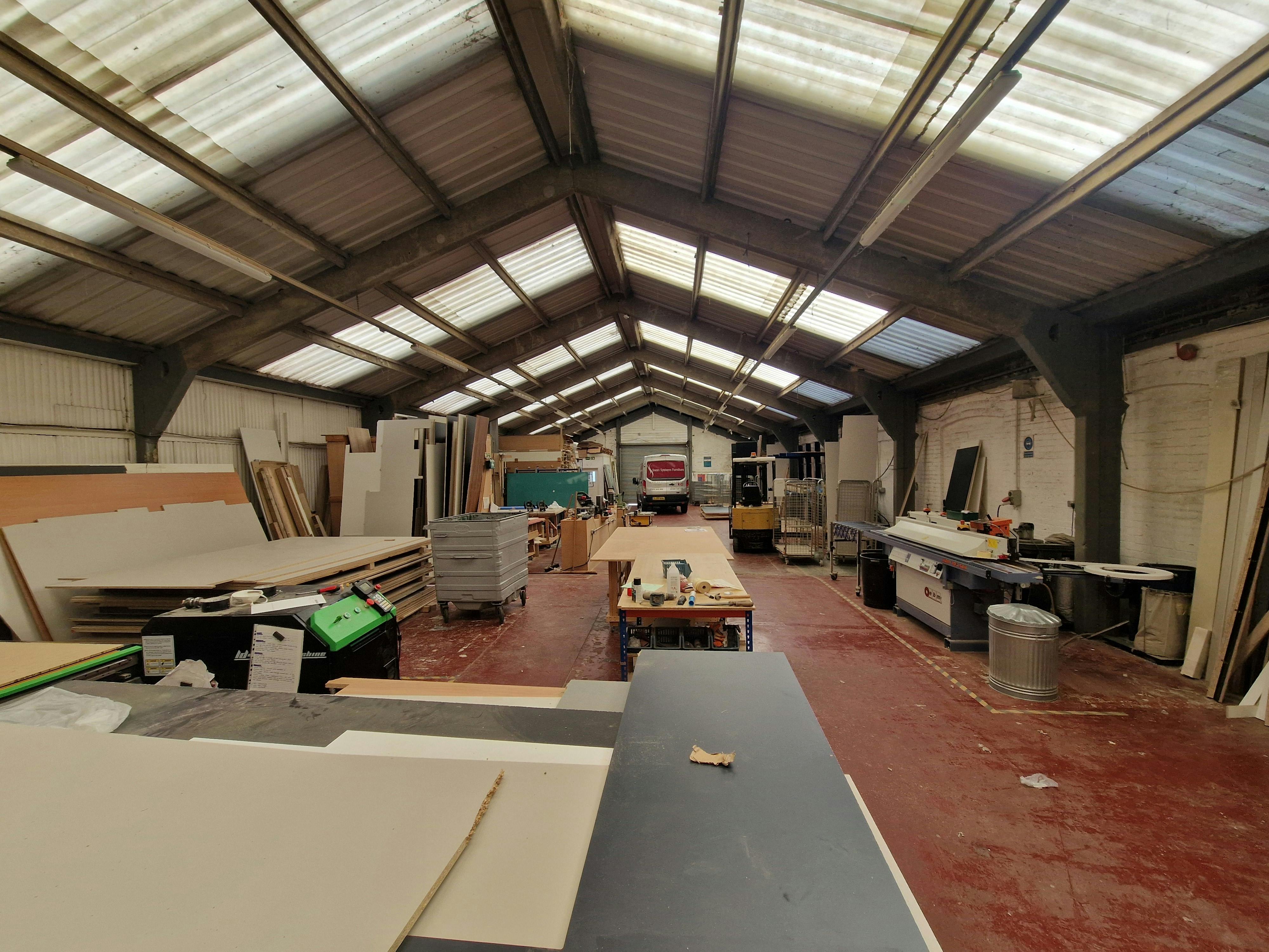 Industrial Unit in Fareham - photo 4