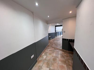 36 St. Loyes Street, Bedford, Retail To Let - Image 3