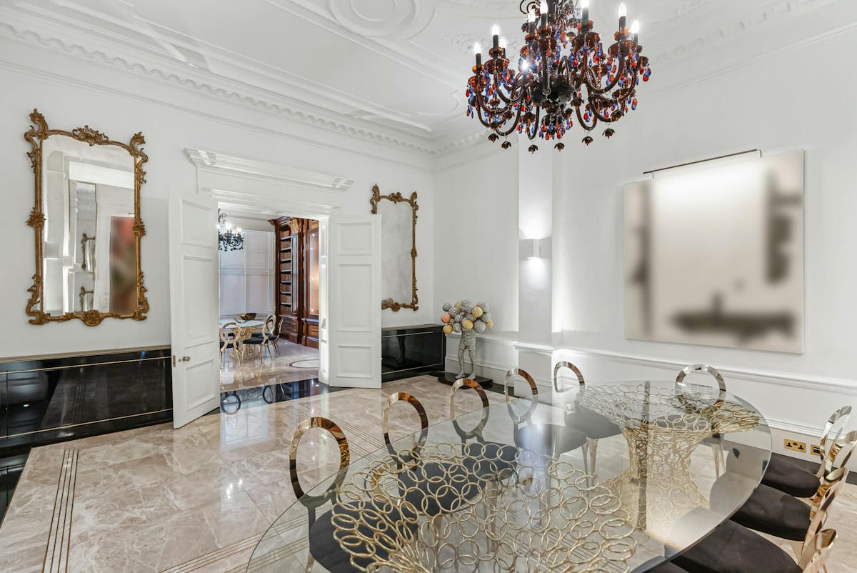 9dfb2d268b067a1fb8a03eb2a0f8efa3 6