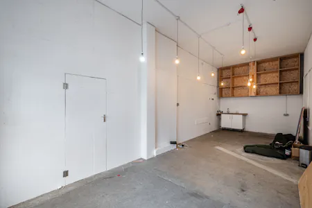 147 Hoxton Street, London, Leisure / Office / Retail To Let - Hoxton St 147 - 1.jpg