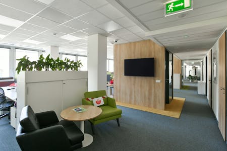 Palác Anděl, Plzeňská 345/5, Prague, Office To Let - PEG_1165.jpeg