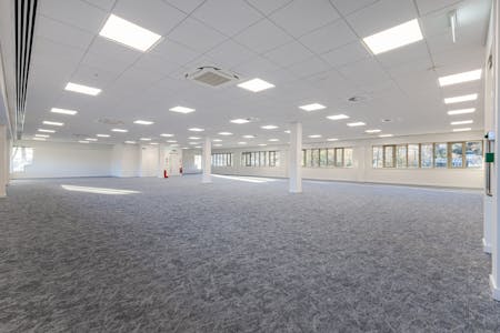 First Floor, Hampden Court, High Wycombe, Office To Let - 101969_Hampden-Court-Kingsmead-Business-Park (8).jpg