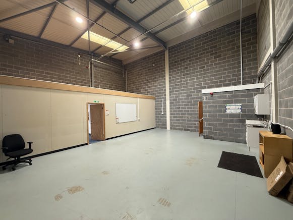 Unit 27, Sherwood Network Centre, Newark, Industrial/Logistics To Let - IMG_0166.jpeg