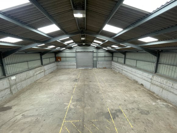 Unit 1 Berryfield Farm, Aylesbury, Industrial To Let - IMG_5816.JPG