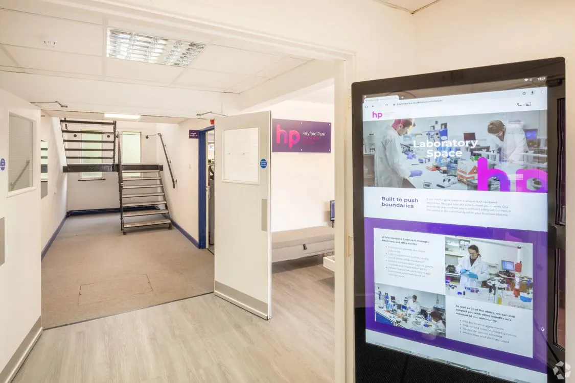 Heyford Innovation Centre, 77 Heyford Park, Bicester, Serviced Office To Let - Reception.jpg