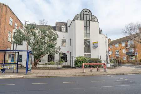Lower Ground Floor Suite, The Old Treasury, Southsea, D1 (Non Residential Institutions) / D2 (Assembly and Leisure) / Leisure / Other To Let - DSC01692.jpg