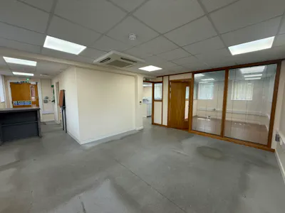 3 Walls Yard, Rochford, Office To Let - fe8a68c8-d4a6-4612-bd46-ce186a01db53.jpg