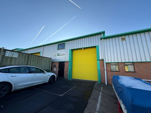 Unit 10, Wickford, Industrial To Let - IMG20251121WA0007.jpg