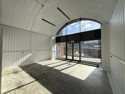 Retail/Office Unit To Let on Arch 1 Hymers Court, Gateshead, Retail To Let - IMG_0180.jpg