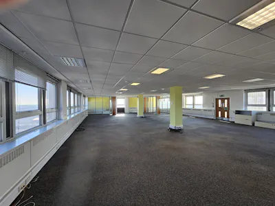 Mercury House, Romford, Office Lease Assignment / For Sale - 20250303_103756.jpg