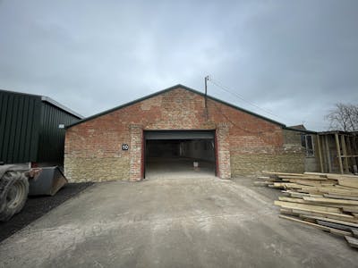 Unit 10 Harlesford Farm, Tetsworth, Industrial To Let - IMG_5368.JPG