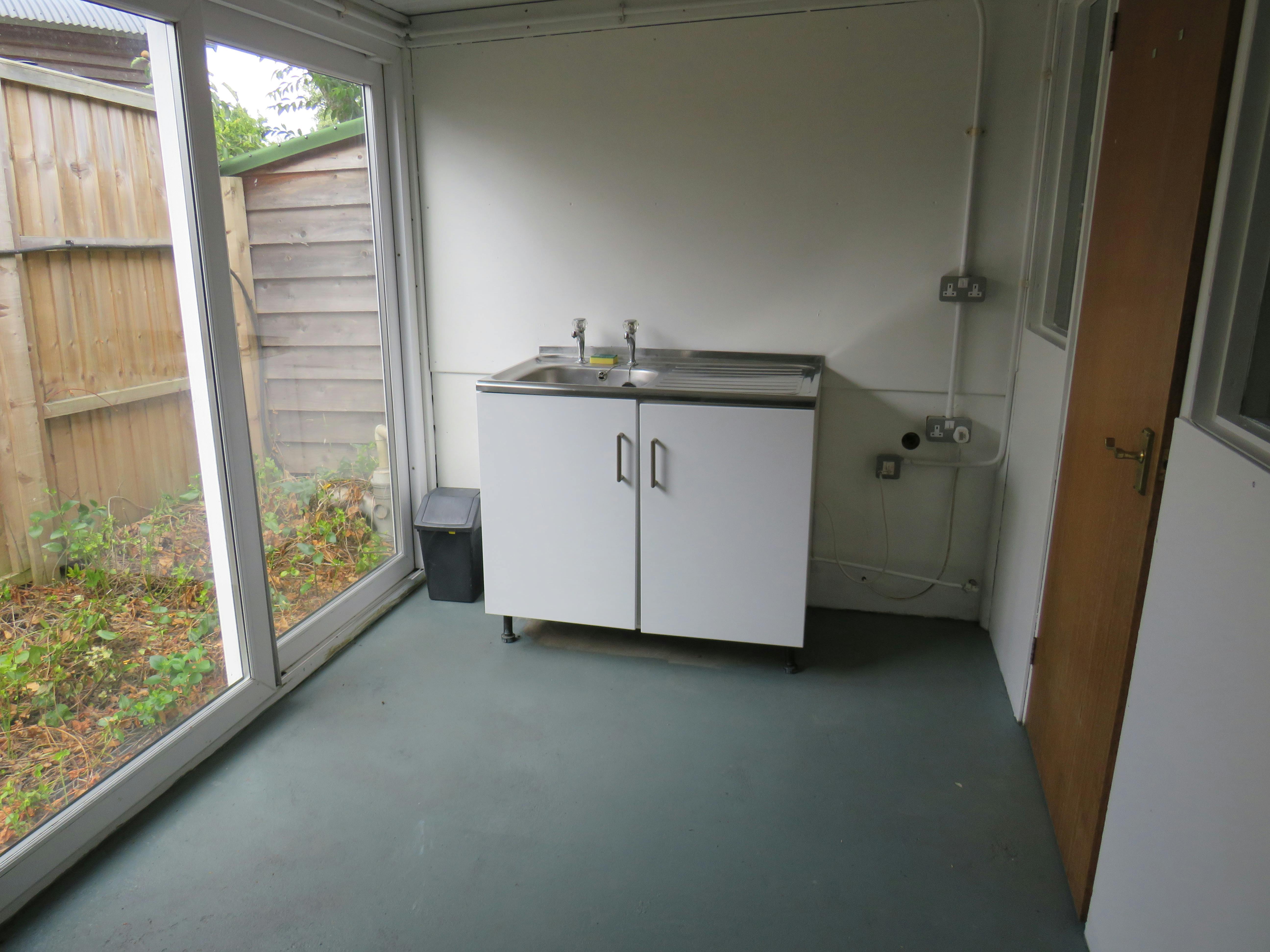 Industrial Unit At Schoolfield Corner, Dogmersfield, Warehouse & Industrial To Let - IMG_1819.JPG