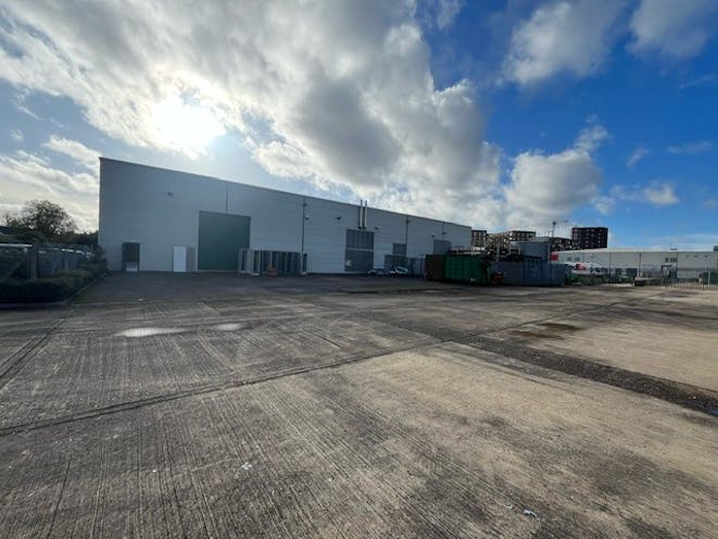 Open Storage Land / Parking, B1-B3, Kenavon Drive, Reading, Open Storage To Let - Photo3.jpg