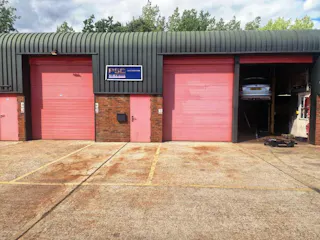 Unit 6A Berry Court Farm, Tadley, Industrial To Let - 20260901_145546.jpg