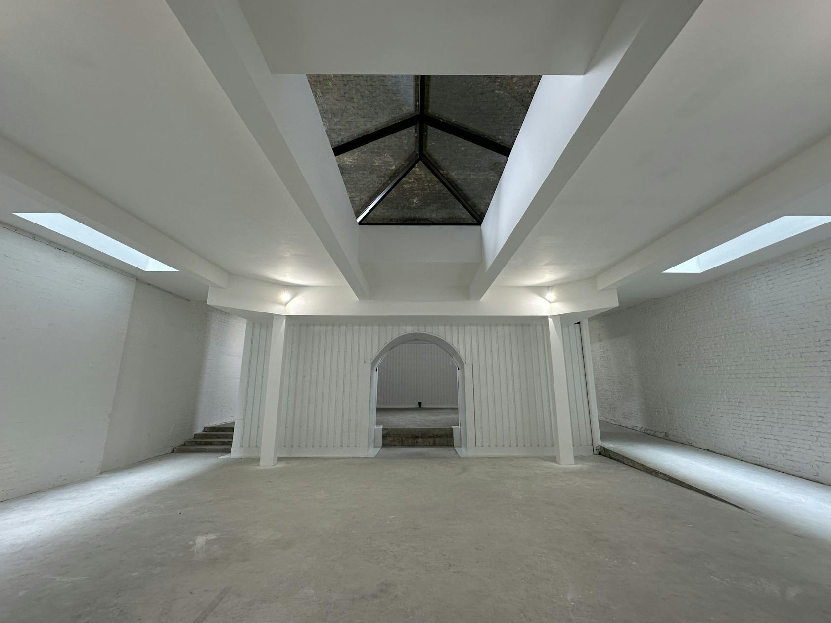 458 - 460 Brixton Road, Brixton, Brixton, Leisure / Retail To Let - 20250522_102811484_iOS.jpg