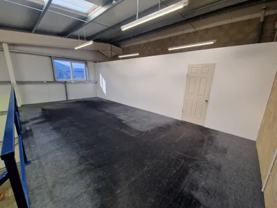 Unit 26 Regents Trade Park, Gosport, Industrial / Warehouse To Let - 20261005_155115.jpg