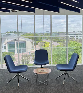 4 Longwalk Road, Uxbridge, Office To Let - image00027 2.jpeg