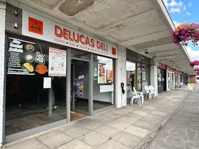 45 Lowther Road, Dunstable, Retail To Let - IMG_9126.JPG