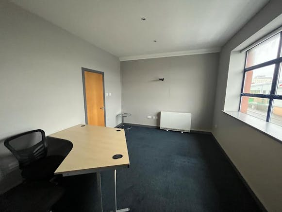 90 Seaward Street, Glasgow, Offices To Let - 90 Seaward Street