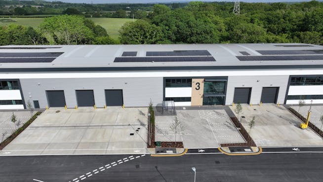 Bartley Junction, Hook, Hampshire, Warehouse & Industrial To Let - DJI_20250522170114_0031_D_MAV3PRO.JPG
