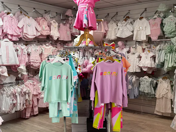 Bubbles Childrenswear, 136 Merry Street, Motherwell For Sale - IMG_7321.jpg