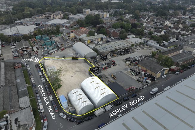 Open Storage, Eskdale Road, Uxbridge, Open Storage To Let - 3 3x2.jpg