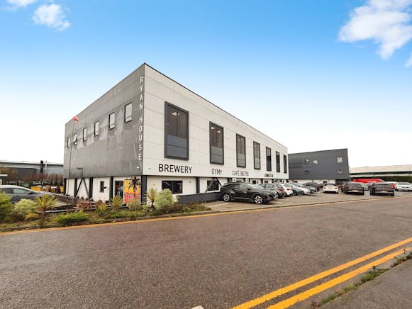 Ryan House, Aviation Way, Southend-on-Sea, Office To Let - 42d476bdIMG20251119WA0022.jpg