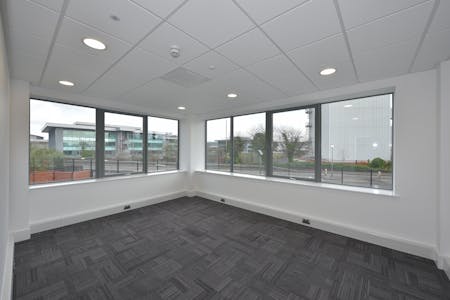 Unit 16, Bridgewater Point, Trafford Park, Industrial To Let - DSC_3046.JPG