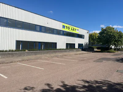 28 Heathfield, Milton Keynes, Industrial / Warehouse To Let - IMG_2143.JPEG