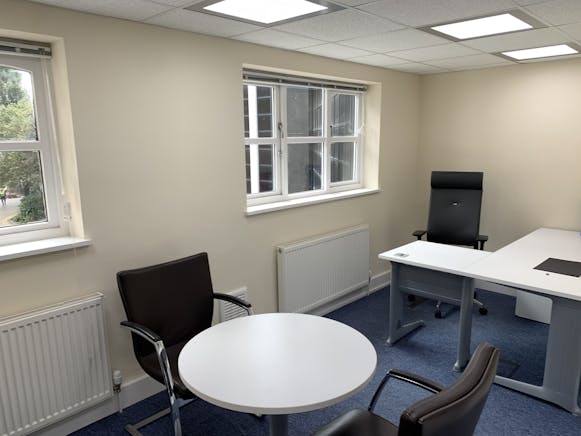 5 Cochrane House, London, Offices To Let - Private office/meeting room