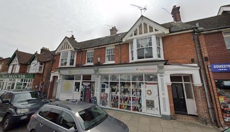 20-22 Lavant Street, Petersfield, Retail To Let - front.jpg
