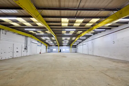 Unit 2 Greenbridge Centre, Greenbridge Road, Swindon, Industrial / Warehouse To Let - TH7631~1.JPG